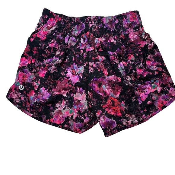 Lululemon Tracker Short Low-Rise 4" *Fluoro Floral Multi - Picture 4 of 8